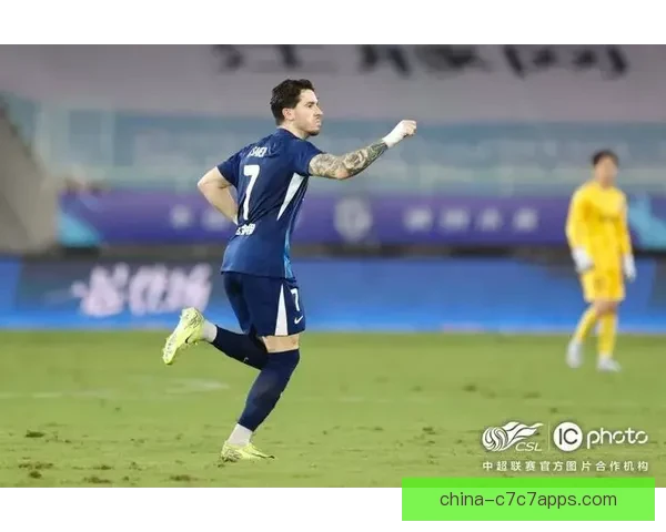 武汉三镇签卡迪斯两年含续约条款